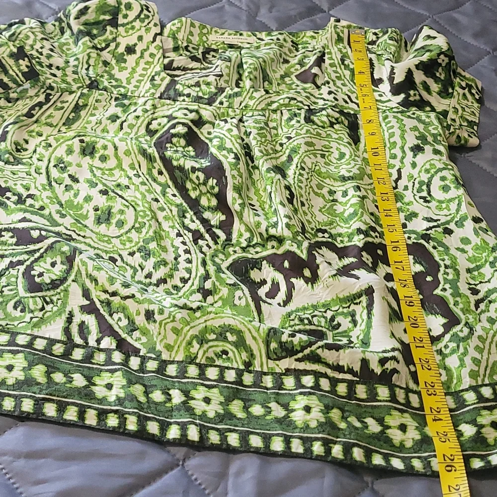 Banana Republic Women's  Silk Top Size Large - Picture 8 of 8